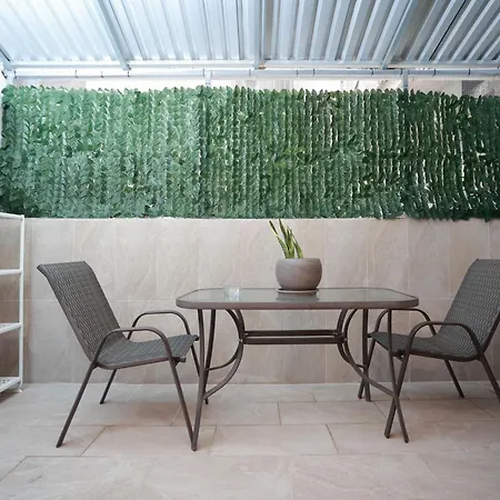 Orion White Tower Apartment *