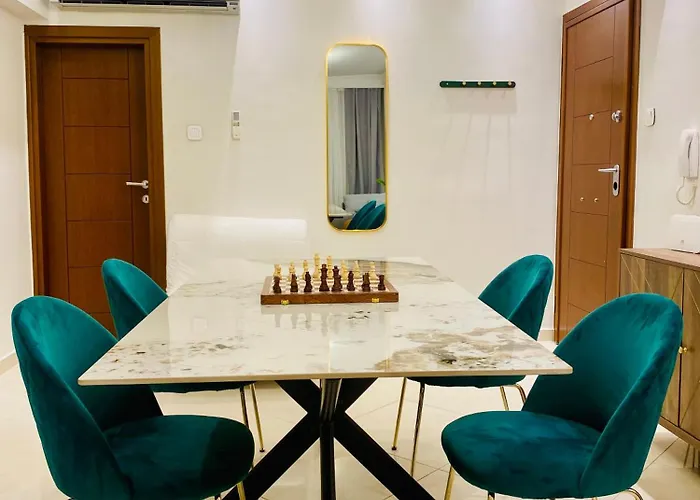 Orion White Tower Appartement