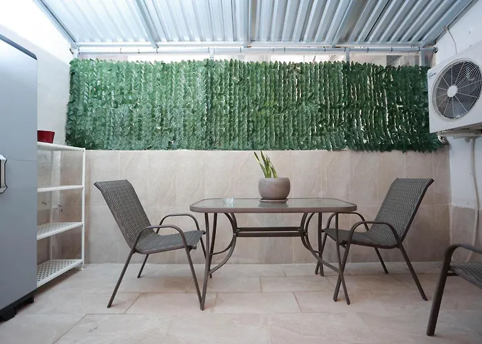 Orion White Tower Appartement *